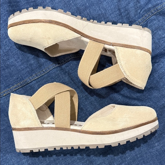 Hush Puppies Shoes - Hush Puppies Cream Wedge Shoes